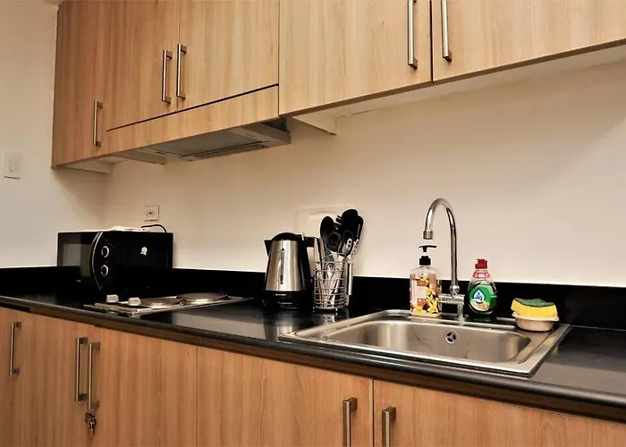 Apartment Dynastel Shore 635 Moa Pasay Staycation *